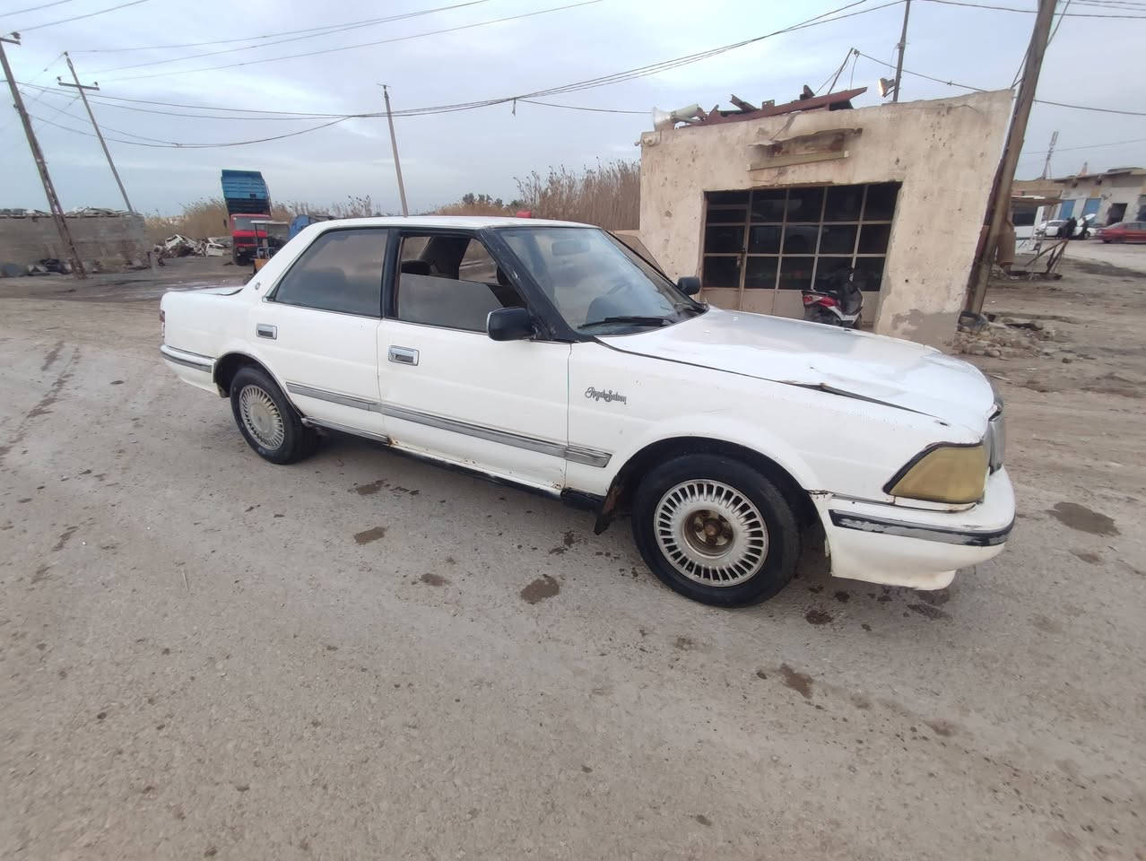 سلام عليكم هارتوب موديل 1992 رقم قادسيه مشروع وطني تحويل مباشر كير ومكينه ففتي جدد حاويه مكفولات  حداديه تعبانه وكشره مثل ما موضح بصور السعر 20$ وبيه مجال لشراي للستفسار الاتصال ع رقم ***********
ذي قار / الفجر
