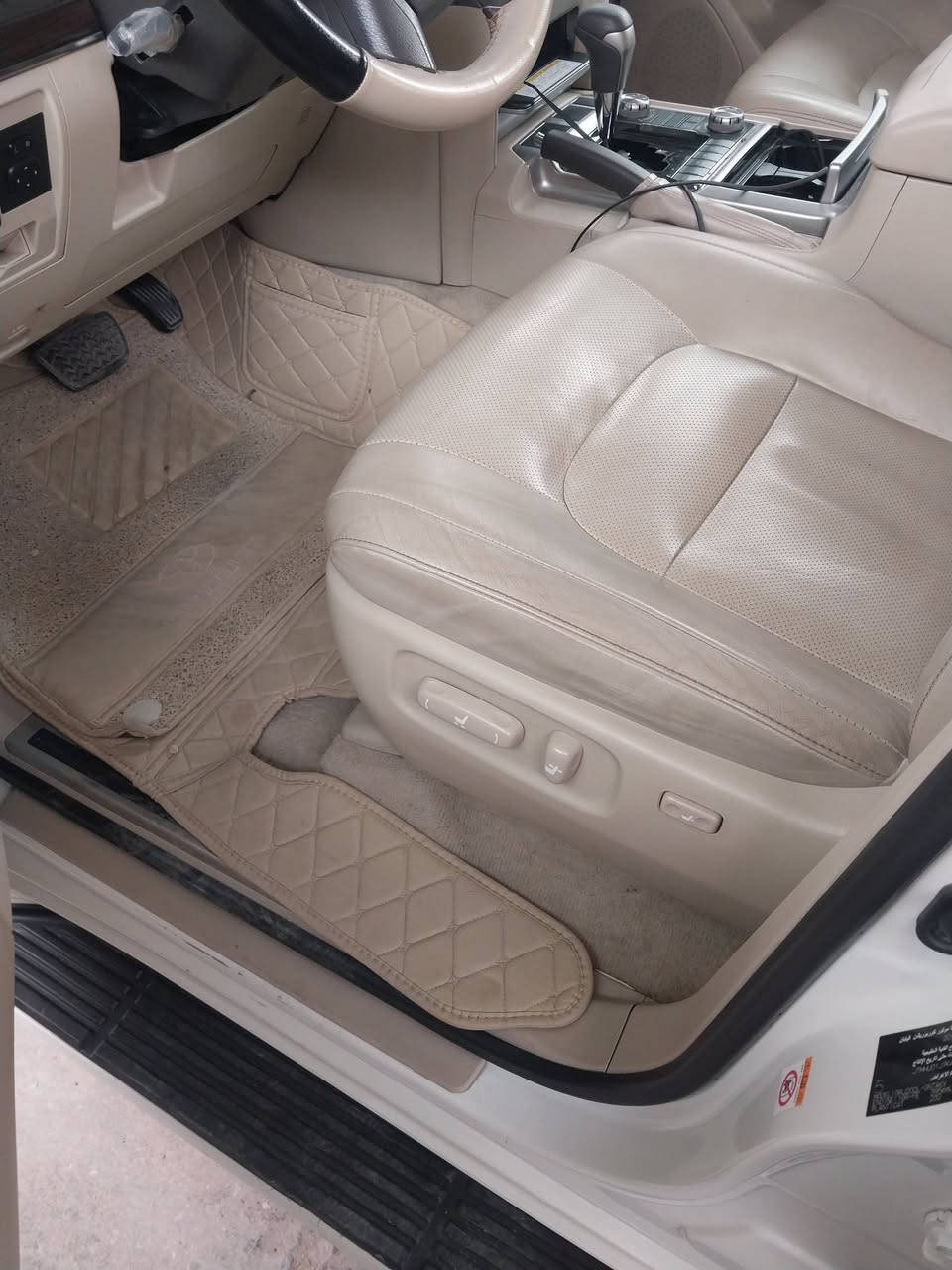 الانكروز ١٩ ساز كفاله عامه ما عدا
بارد قليل ماشيه ١١٠ 
تريد تحويل او وكاله 
موصفات معروفه مال 
ساز مكان سياره بغداد حي جهاد ***********
***********
