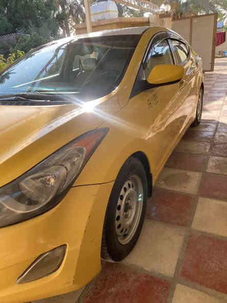 السلام عليكم النتره ٢٠١٣  رقم بغداد بسمي وارد أمريكي حادثه بنيد وجاملغ فقط والباقي كفاله كير ومحرك كفاله وتخم تاير وحداديه جديده وبيه منضومه غاز السعر ١٠٢ وبيه مجال مكاني حله ***********
