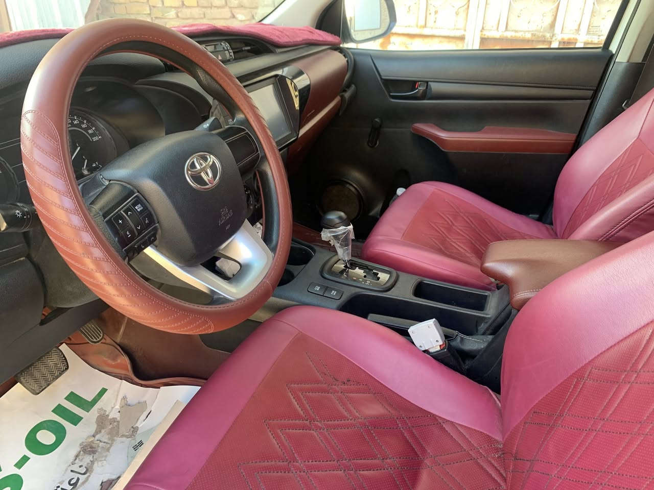 السلام عليكم
هايلوكس 2021
دفع رباعي 
بانزين 
مواصفات عادية سلوكي
رقم اربيل وكالة او تحويل 
مكانها مركز الناصرية
مكفولة من تبديل والصبغ 
***********
متوفر واتساب
السعر 265 بيها مجال قليل
