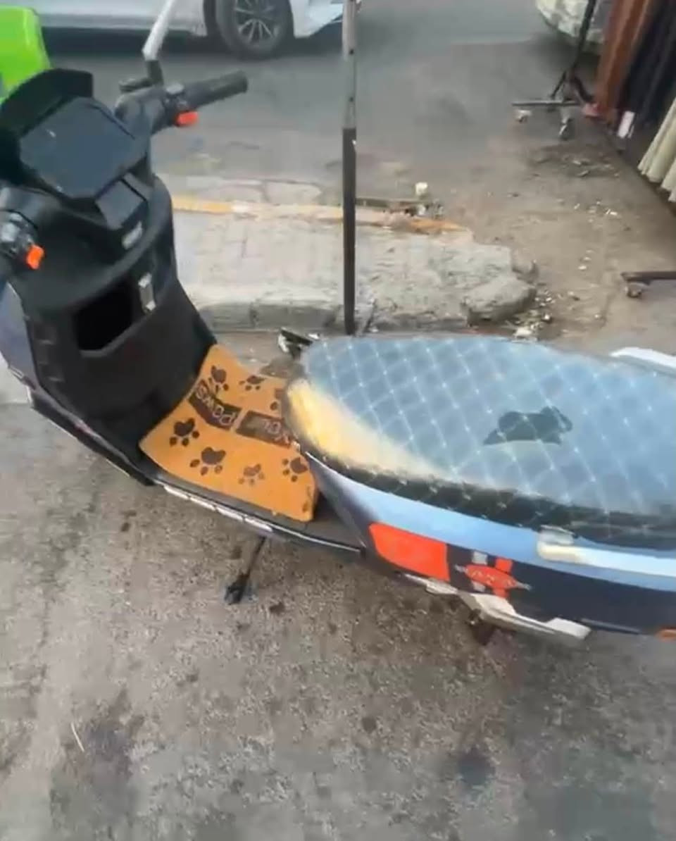 للبيع دراجه شحن للتواصل ***********
