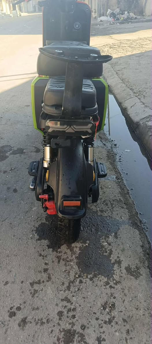 للبيع ٥٠٠ السعر ***********())/***********
