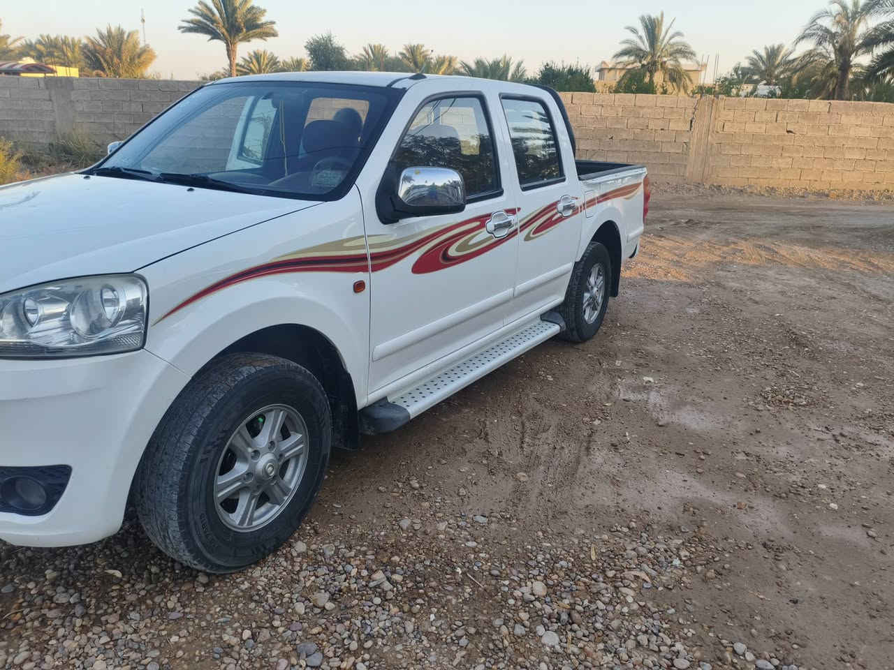 السلام عليكم سيارة كريت ول للبيع موديل ٢٠١٨ رقم واسط كامله ومكفوله من كلشي السعر ١٠٥ مكان بغداد ..مكلف بالنشر 
رقم صاحب السيارة ***********
