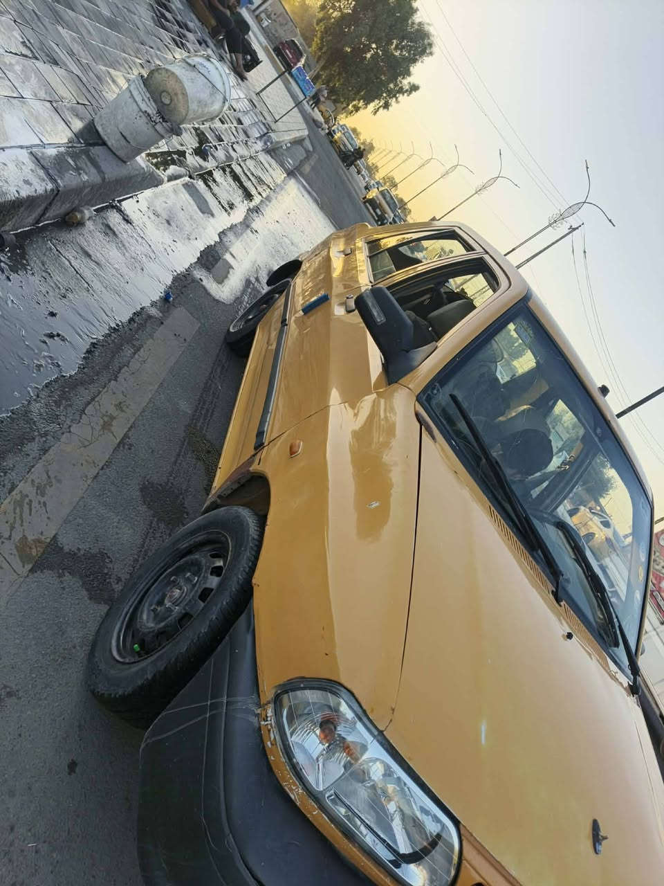 سلام عليكم سايبه موديل ١٥ شواصي كفاله كير مكينه خير من الله سياره حلوه من يدك للشغل كبل كامله سعر ٣٣ مكان بغداد جسر ديالئ ***********
