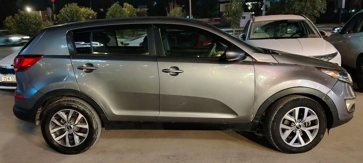 سبورتج 2016 وارد امريكي (للبيع أو مراوس بأحدث) 
نص فول
سيارة نظيفة
محرك 2400 محرك جديد منظومة تبريد جديدة
صدر أمامي وخلفي إدامة كاملة صرفت عليها تقريباً 27 ورقة
بين محرك جديد وتبريد وصدر ودوشمة
بسمی
لون فیلی ممیز
رقم كربلاء سنوية لل 2029 صور الحادث والسونار بالتعليقات
السعر 127 وبيها مجال 
*********** اتصال بغداد, العراق
