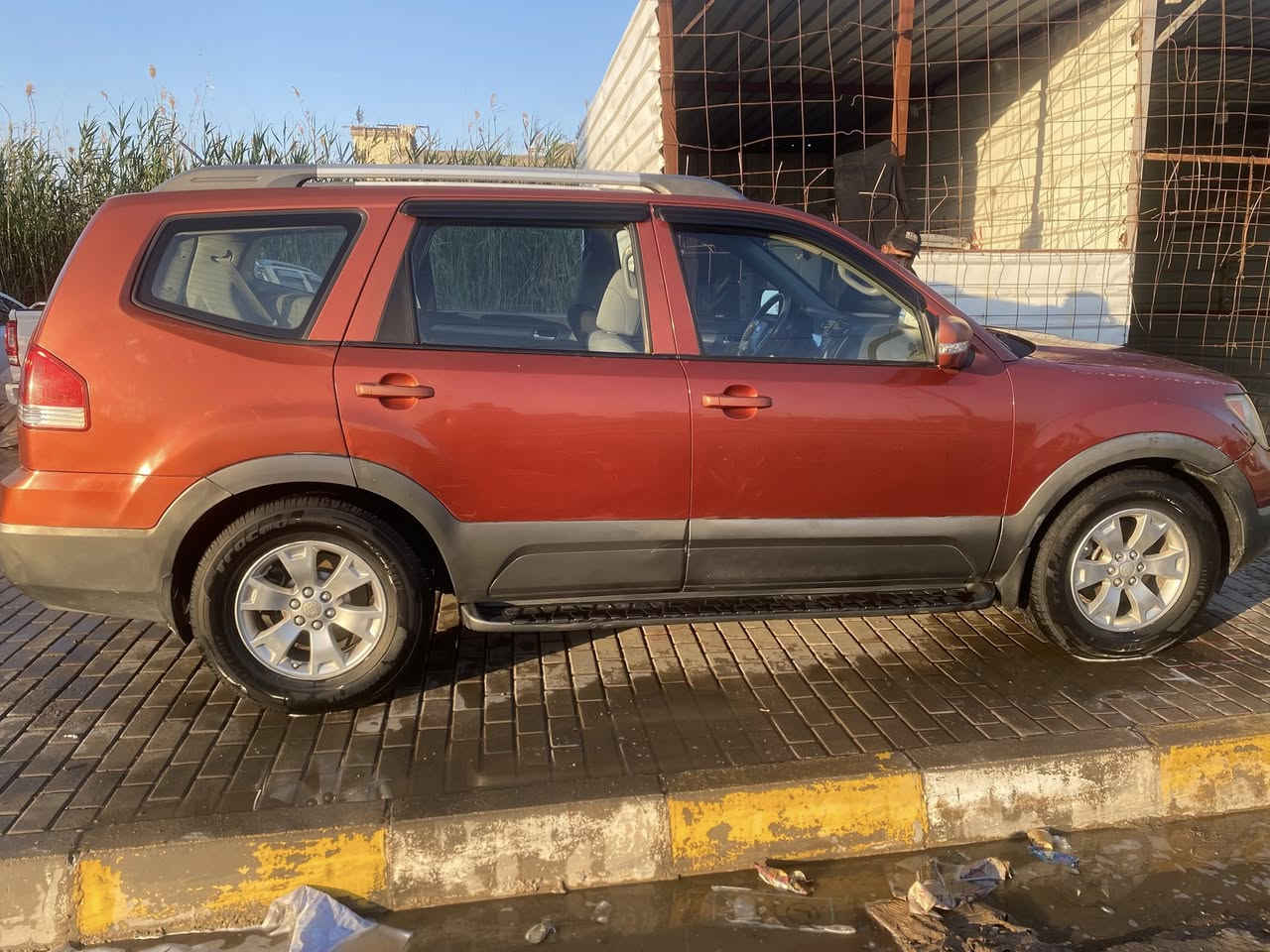 ‏سيارة مهافي  موديل 2009 وارد أمريكي حادث بنيد جاملغ بالإضافة إلى ثلاث قطع صبغ بدون حادث￼ مكان السيارة في الكوت رقم بغداد دولي ￼ السعر 107 وبيها مجال ￼.  الاتصال على الرقم *********** غير متواجد على الفيس ￼￼
