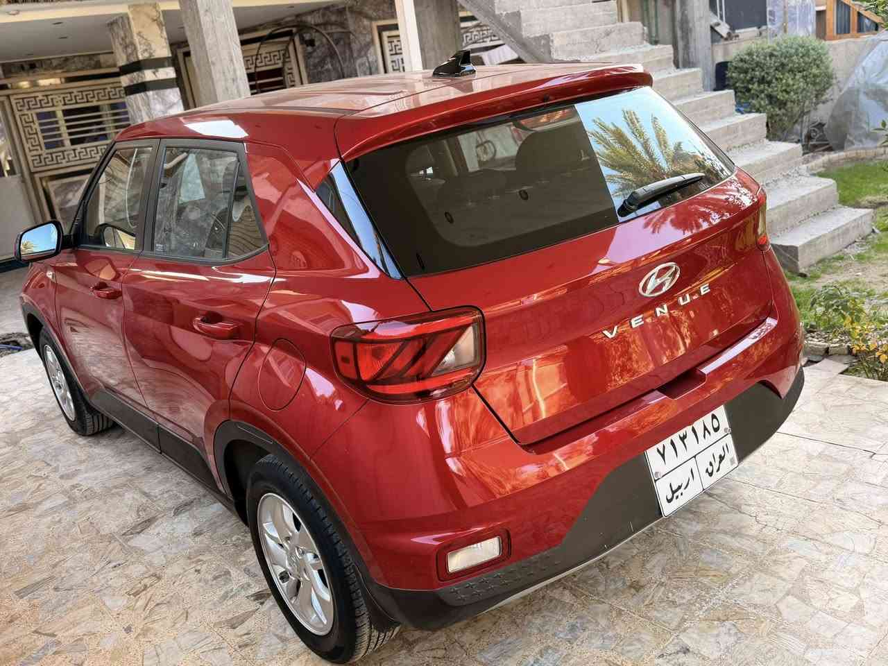 السلام عليكم
فينو 2021 كلين بدون حادث بدون ضربة بدون صبغ 
رقم أربيل تريد تحويل تريد وكالة حاضر 
السيارة جديدة مابيها اي نقص كير مكينة صدر تبريد تايرات كلة نضيف وجديد 
السيارة مواصفات عادية 
سعرها 123 وبيها مجال بسيط 
مكاني بغداد 
*********** هيثم
