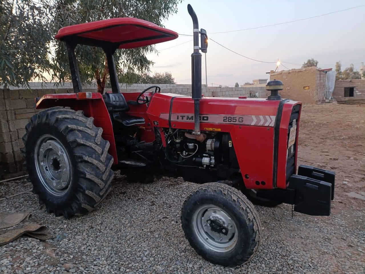 السلام عليكم للبيع مكينه ايراني حجم285 موديل13رقم السليمانيه سعرو77او بي مجال مكاني كركوك تركتر نضيف تايرات اربعه جديد ***********
