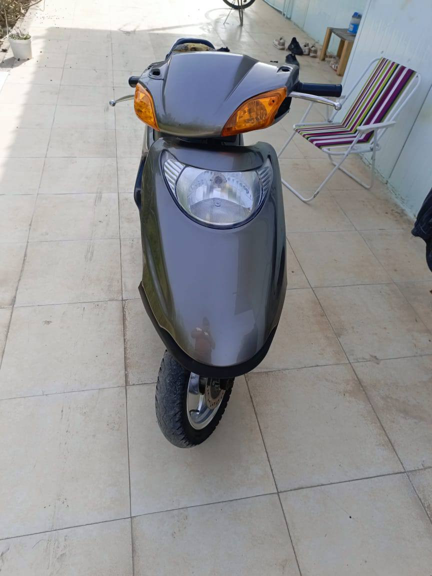 سلام عليكم دراجه سيسي ياباني للبيع دراجه جديده مجفته مره وحده كفرات وكهرباءيات كله  جديد شاده العنوان قضاء الاحرار السعر 500 وبيها مجال ***********
