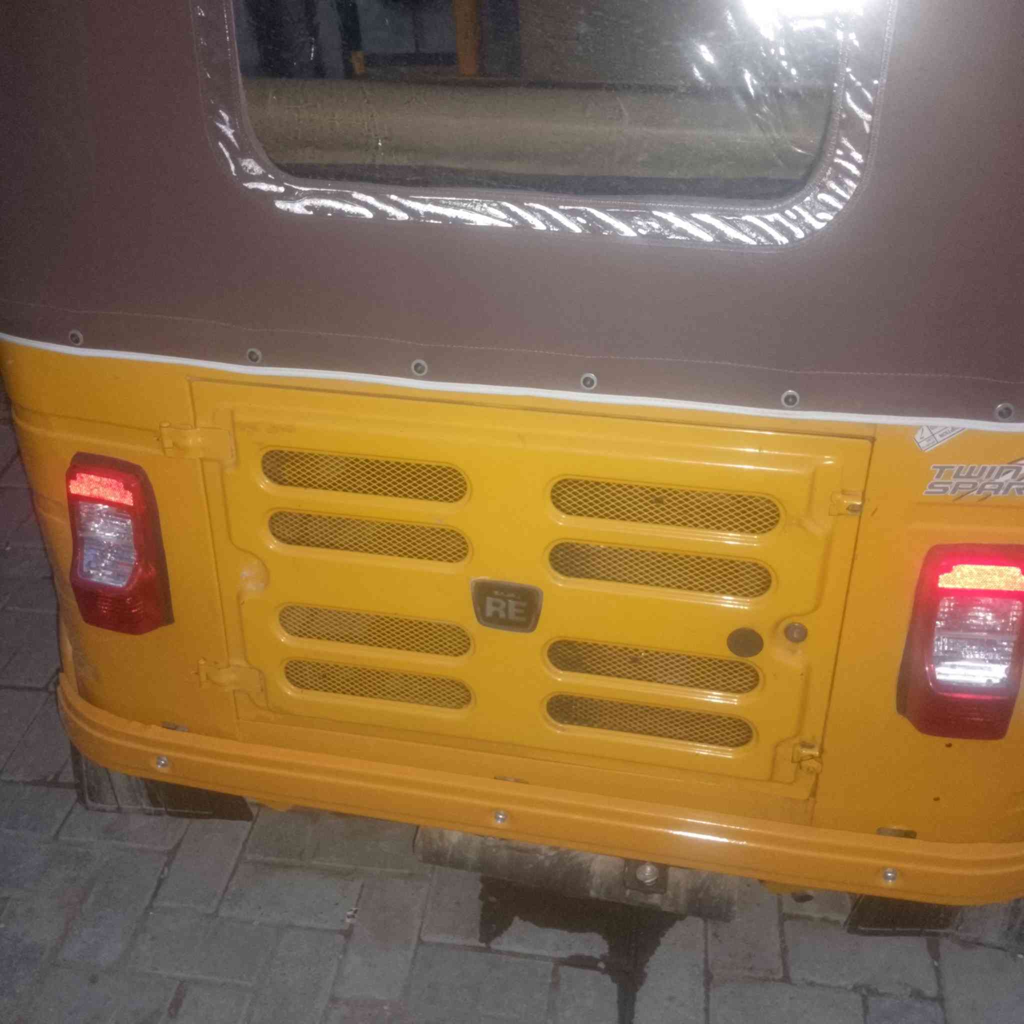 سلام عليكم شباب تكتك البيع 2019/11/30
دوسات تصليح +لغد واحد +تخم تاير جديد +دوشمه جادر جديد
***********
