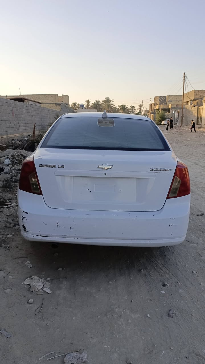 اوبترا 2014 السياره حلوه وجديده مصبوغه عام اكفلها من الحادث تبريد تتفئه حديده كله شغال بيه السياره مال مزاد كتاب المزاد موجود من المديريه المرور تترقم ب ٢٠٠ الف مخصصين اله رقم السعر ٦٠ وبيها مجال الرقم ***********
