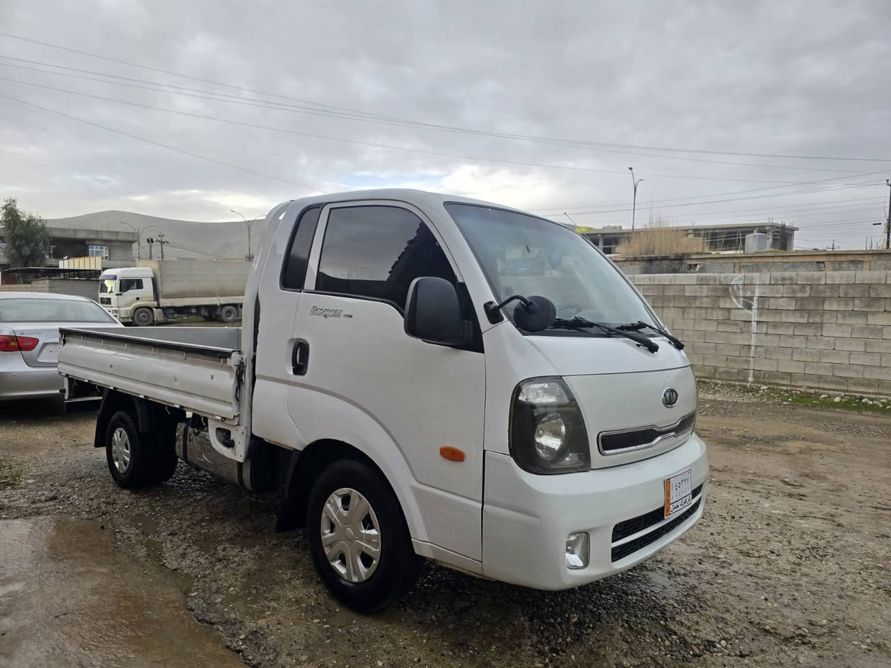 سەرتا بەناوی خوای گەورە 
کیا مۆدێل 2009مانگی 5
مکینە ڕەش ی سۆپرحەجم
3000مەرغوب
5دوگمەی فول 
کوشن هیتەر
ئاوێنە شەفت 
سەلە 
تەبرت ساردوو گەرم 
مەکینە.گێڕ.ئەکسل.ئەنجکتر بەشەرت 
6تایە نیو عمر 
بیلاد 2009یە پێشی کاروە بە 2019
تەقەو ڕەقە بەشرت شانسی چا کراوە بەشرتی 4تەن بۆدی بیلاد 
دووبڕاوە بەشەرت 
سیارکە ماڵی دۆستە بەس چەم چەی دەوێت 

سەرفو هەڵموو بوخار بەشرت 

قفڵوو کۆتای کۆتای خوار بازاڕ 65گاڵا بۆ مەعامەلە تێل مەکە سەیاری خۆت فحس بکە خێری لێ بینی ***********واتس ئابی لەسرە 
ناونیشان سید سادق حلبجة, السليمانية
