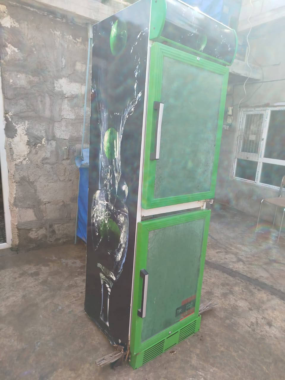 عارضه براد للبيع شغال بس بي خياس من جوه متطور جديد شاده السعر 100 الاتصال ***********
