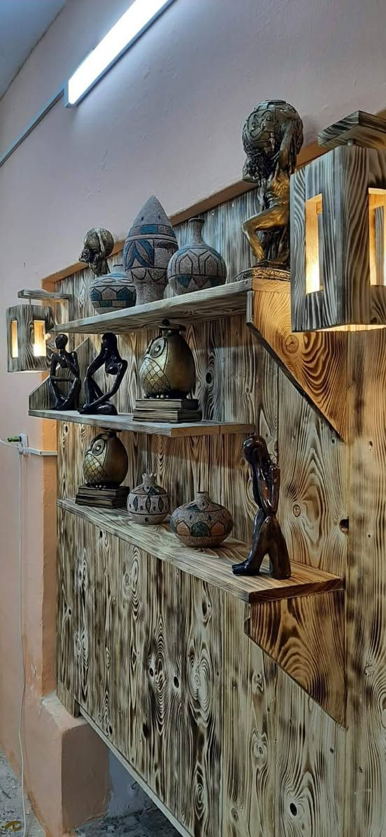 للفنون الخشبية 🪵
🔨 نجار محترف.. حوّل خيالك لواقع بلمسة خشبية.
✨ نصمم ونصنع: (رفوف مودرن - أثاث ذكي - ديكورات داخلية).
💯 خشب طبيعي 100% | جودة تعيش وتدوم.
📍 [بغداد الشعب]
📞 للطلب والاستفسار: [***********]
📥 "بيتك يستحق لمسه فنية"
