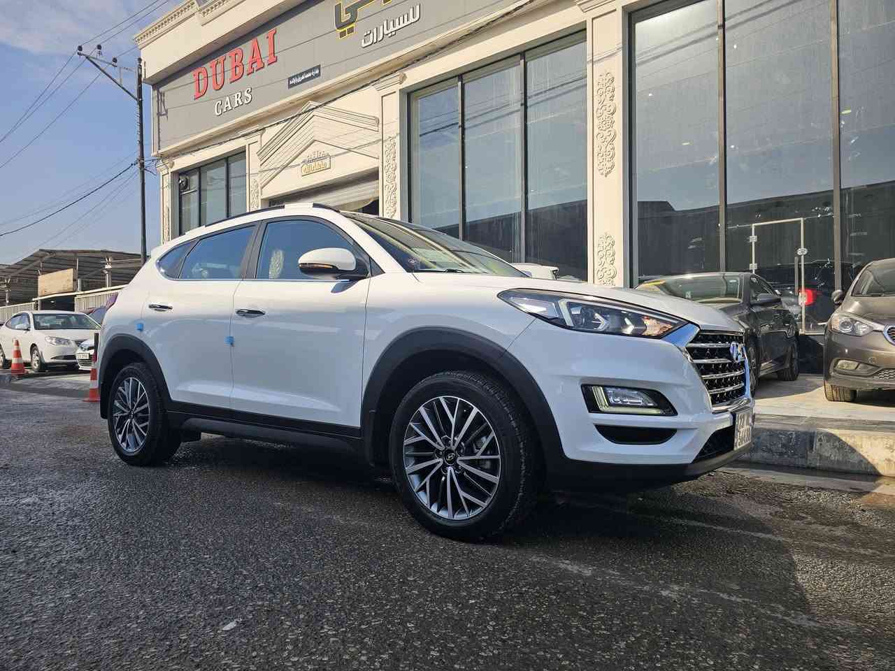 توكسون موديل 20 شركة الكاصد
مكفول كفالة عامة 
ماشي 70 الف 
مكان السيارة موصل و الحمدانية 
للاتصال ع***********
