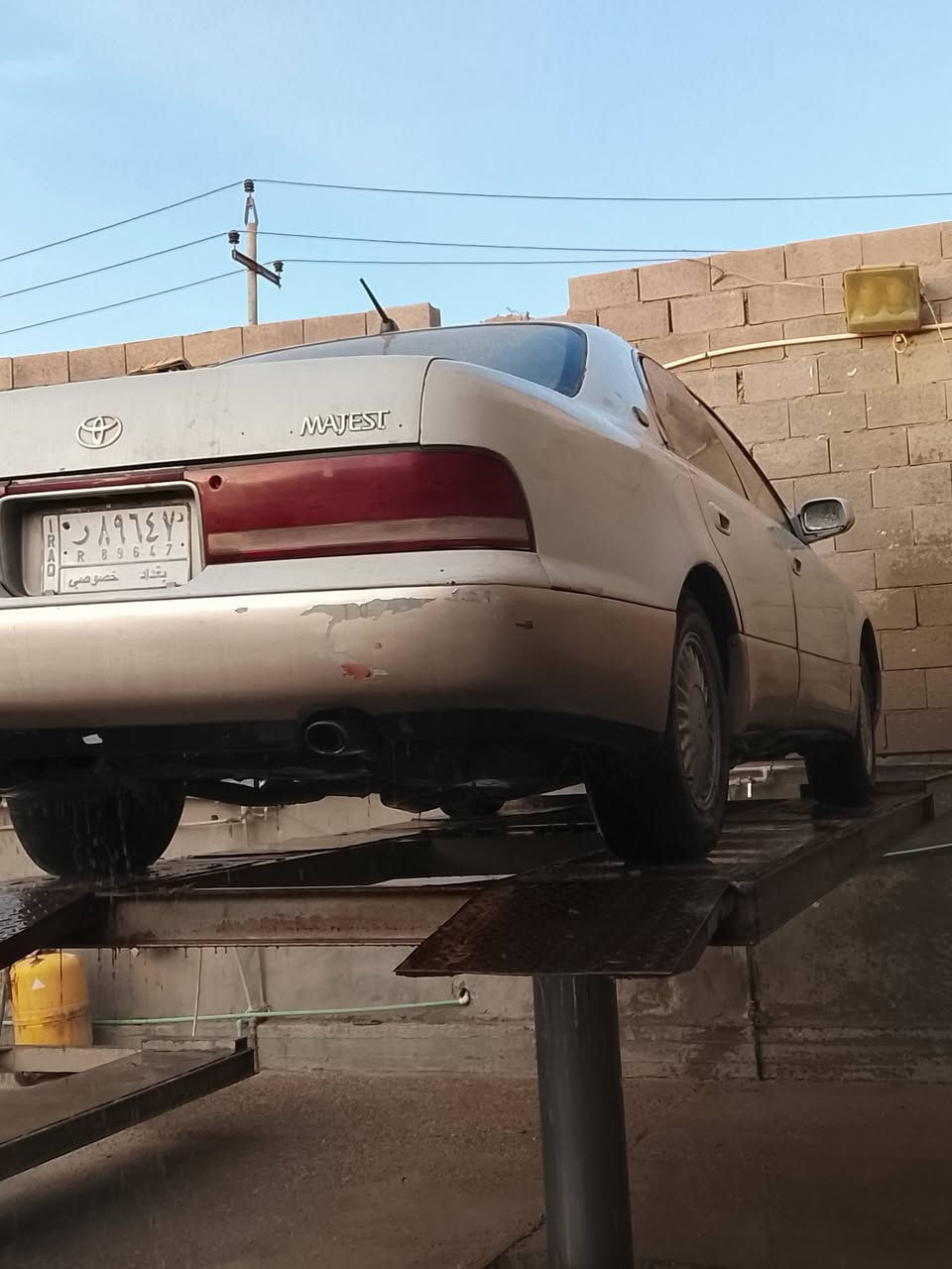 سلام عليكم ماجسته كراون موديل 93 تراهم مراوس لون لؤلؤي محجله ذهبي 
كير الماكينه الحداديه جدد تخم تاير تبريد ماعرف شنو نقصه
مداور ثاني يوم رقم بغداد مكفول كص ونقل جثه والضربه والقويه والاصوليات كهربائيات شغاله عده كيج البانزين والسرعه كزوزين السياره بطاين جدد لاخياس ولا ضربه قويه 46 بيه مجال


**إذا كنت صاحب هذا الإعلان وتريد حذفه لأي سبب، رجاءا أرسل رسالة إلى الدعم الفني**