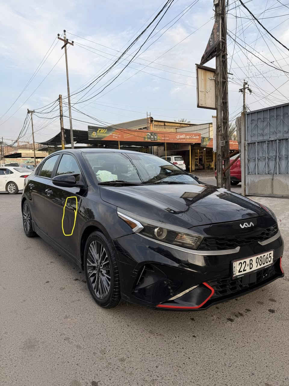 سلام عليكم 
فورتي ٢٠٢٣جيتي لاين نص مواصفات محرك ٢٠٠٠ دووش 
كير ٨ نمر 
بصمه تشغيل 
بصمه أبواب 
كشتات جلد ومخمل 
اشاير بالمري 
ماشيه٦٤ الف ميل 
السياره اني مرقمه ع إيدي والله شاهد ما مشتمه للأنزيم العادي كله محسن تجي وتشوفها شرط كلشي بيها بلادي إذا لكيت برغي بيها مفتوح تأخذها بلاش كير مكينه كفاله عامه وبشرط وترايك من زاخو لفاو 
حادثها بنيد وجاملغ وإيرباك دركه 
والصور المحدد بيها الاصفر يعني بارد 
سعرها ١٤٩ وبيها مجال كلش بسيط 
هـ: ***********واتساب فقط 
هـ:***********
