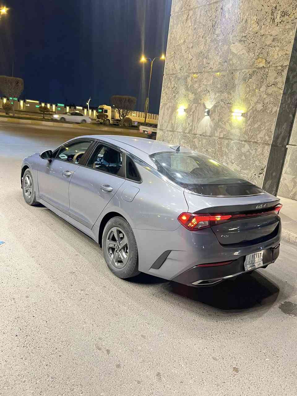 السلام عليكم كي فايف رارد امريكي ٢٠٢٢رقم انبار معوقين المعوق ينطي وكاله خاصه بالسياره مكينه 1600 تيربو جديده كير جديد ماشيه السياره ٧٠ الف ميل بيها ضرر من امريكا ربع جاملغ امامي فقط. وراجع بارد وبالعراق قطعتين كلير تبريد ثلج صدر شركه تخم تاير سياره جاهزه. السعر 130 بيها مجال للشراي  مكاني الفلوجه حي العسكري ***********
