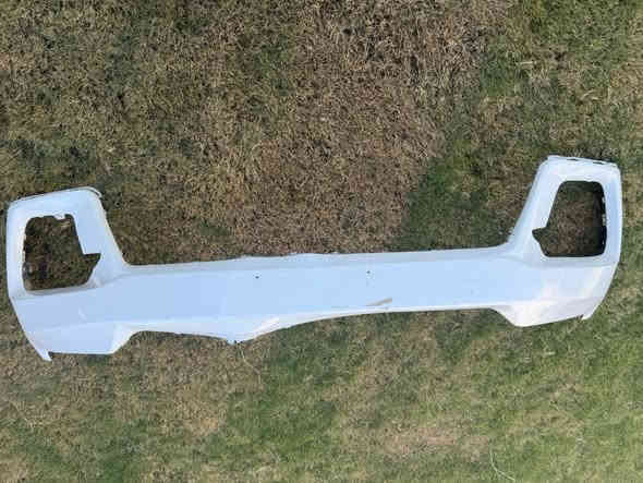 أغراض جيب الشكل الجديد 
دعاميه لون ابيضّ والثانيه لون اسود 
بنيد اسود يرادله سمكره 
قفل بنيد يرادله سمكره بسيطه
جاملغ شكل الجديد يرادله سمكره 
بدنه مع ضفيره بيها كسر بسيط
قاعده رادار الشكل الجديد
شباك االفوك 
شباك الاسفل

جاملغ موديل 20 يرادله سمكره 
الاتصال عل الرقم ***********
