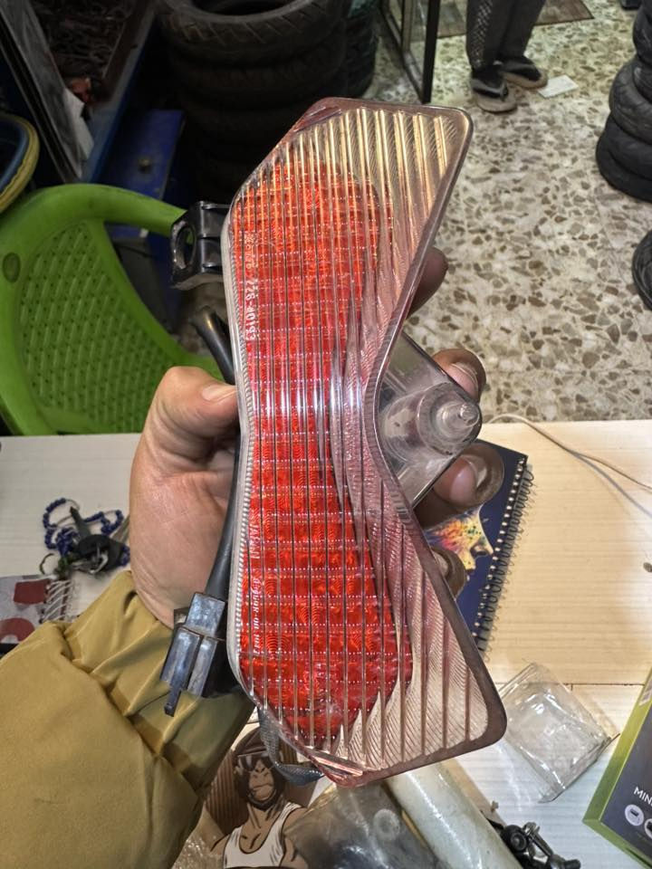 كفرات جدد ممشدودات وبك لايت اصلي بلادي
***********
