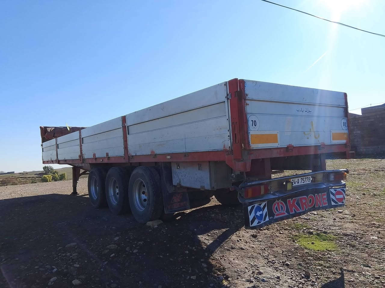 لبیع عربانە المانی pb 
رقم سنوی دهوک 
جانب 80 
تخم تایر جدید
سعر 75 مجال 
***********
