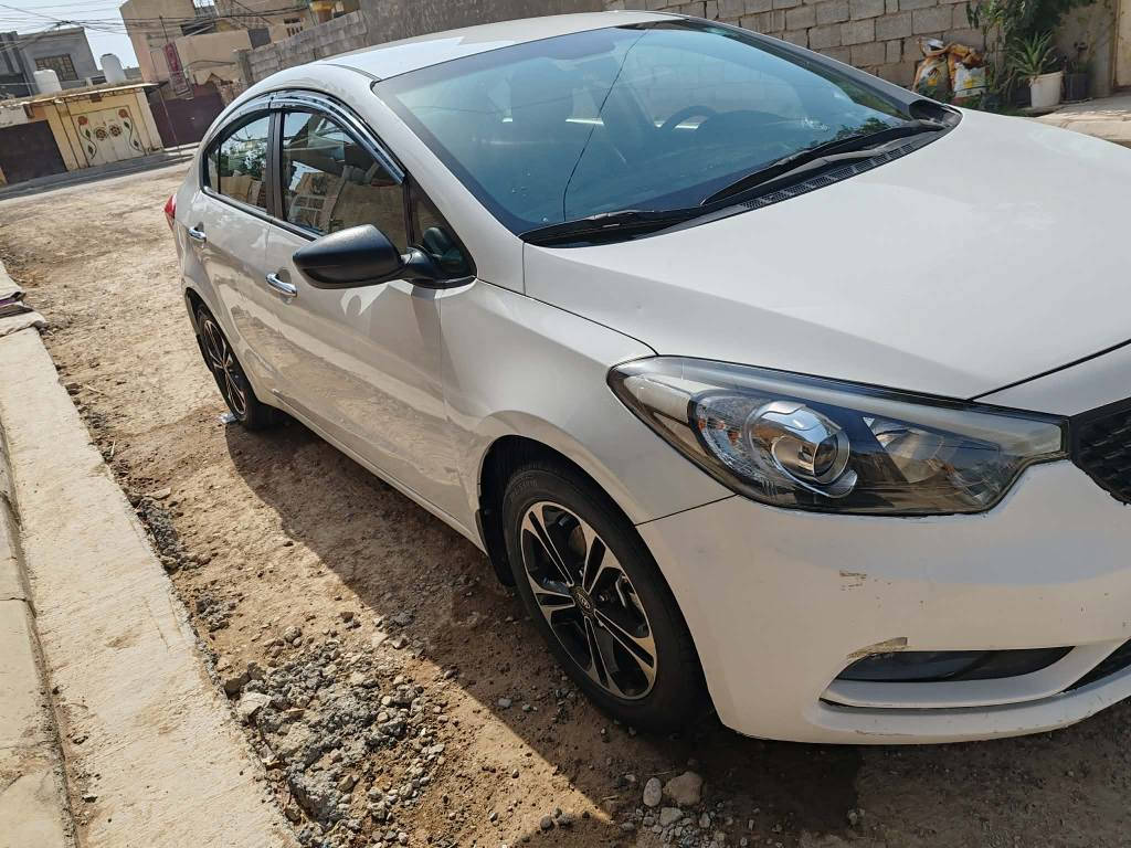 سيراتو 2014 سيارة جدا نضيفة
مكينة كير مكفولات بدون صبغ مكان ديالى 
الخالص ناحية السلام 118 بيها مجال حك الجية 
*********** بعقوبة, ديالى
