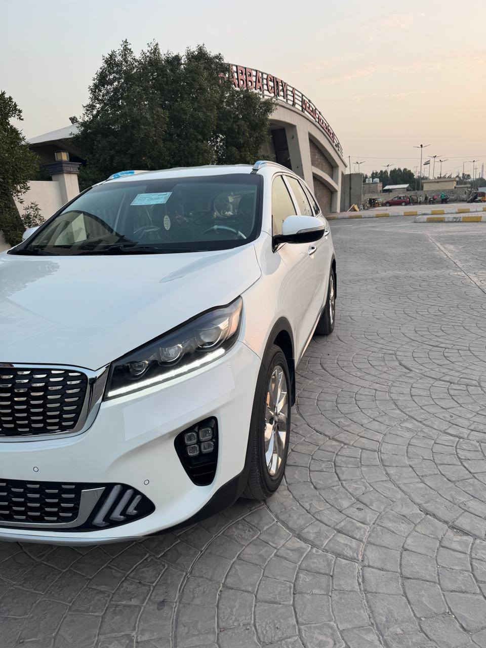 السلام عليكم
نبدأ ب الصلاة على سيدنا محمد (ص) 
كيا سورنتو خليجي  2019 شركة الدوليه
سنويه وهزه جديده   رقم دولي مميز
مكفوله كفاله عامه من كلشي..ب العافيه عل ياخذهه
سياره جديده واحلى من الصور   على ايد وحده من الشركه
6 سلندر   7 راكب  3 قطع تبريد
ترحيب عند الاقتراب..مري شفط
لايت 3 عدسات   دبل شباك  شكل ال 20
لد امامي خلفي    حساس امامي خلفي   كامره خلفيه
فول مواصفات عدا البانوراما 
كشنات مخمل  والاماميه كهرباء
دشبول زئبقي    شاشه كار بلي
بردات خلفيه
السعر  258 $  بيهه مجال للطيبين انشالله
مكاني بغداد الكرخ   ***********
