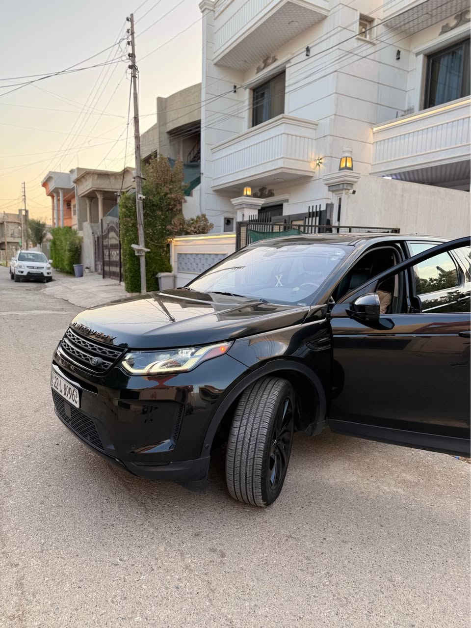 رانج روفر 2021 ديسكوفري ماشية 83 الف كيلومتر بيها قطعتين تعديل بارد فقط بدون صبغ حادث امريكا مرفق بلمنشور مكاني كركوك (***********) كركوك, العراق
