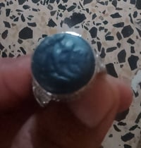 عقيق يماني أصلي نازف للبيع الشراي يتصل 07782278375
