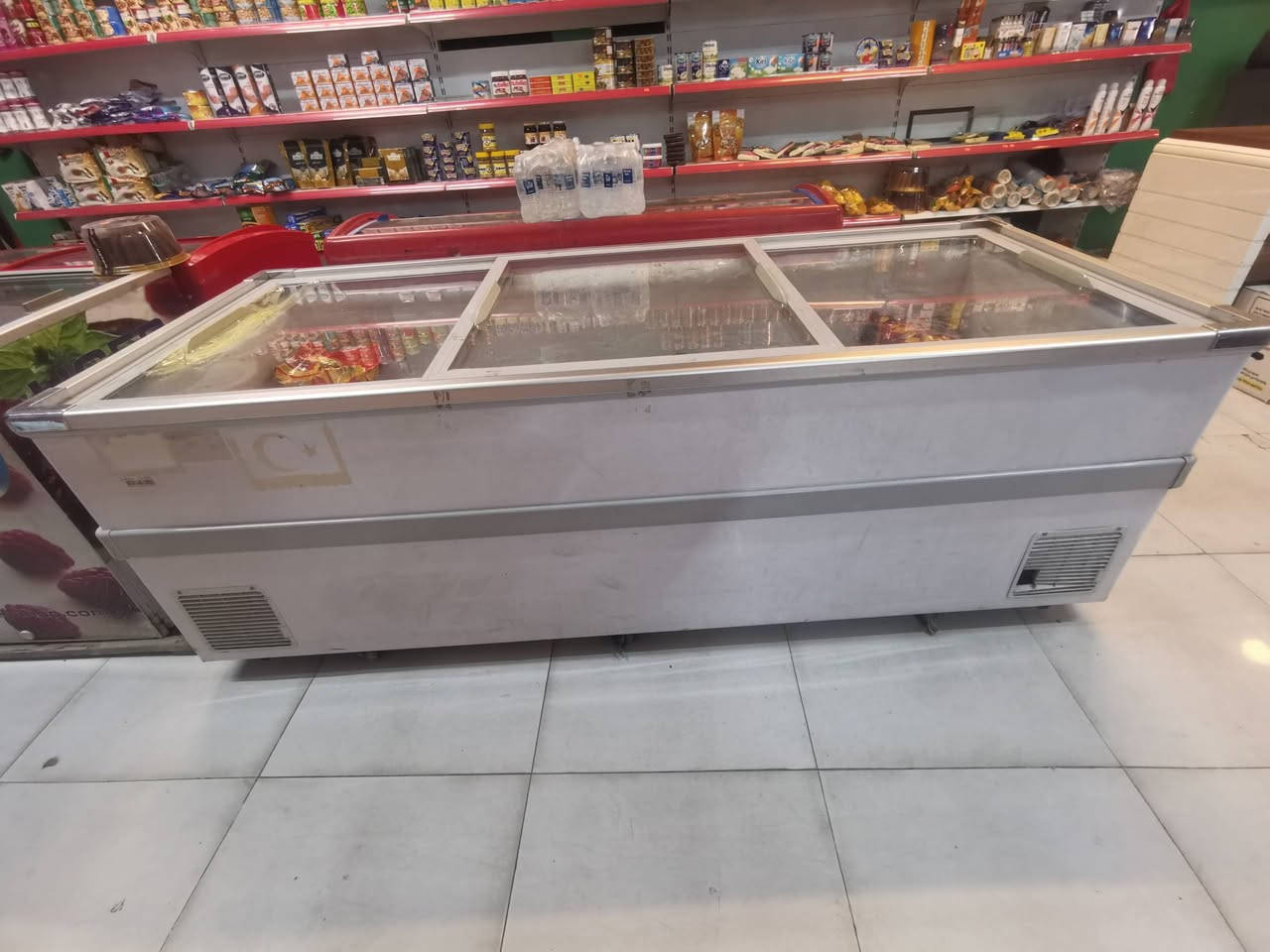 مترين وعشره سم سعر مليون وربع
مكانها بغداد حي الجهاد الاطباء
مكلف بالنشر


**إذا كنت صاحب هذا الإعلان وتريد حذفه لأي سبب، رجاءا أرسل رسالة إلى الدعم الفني**