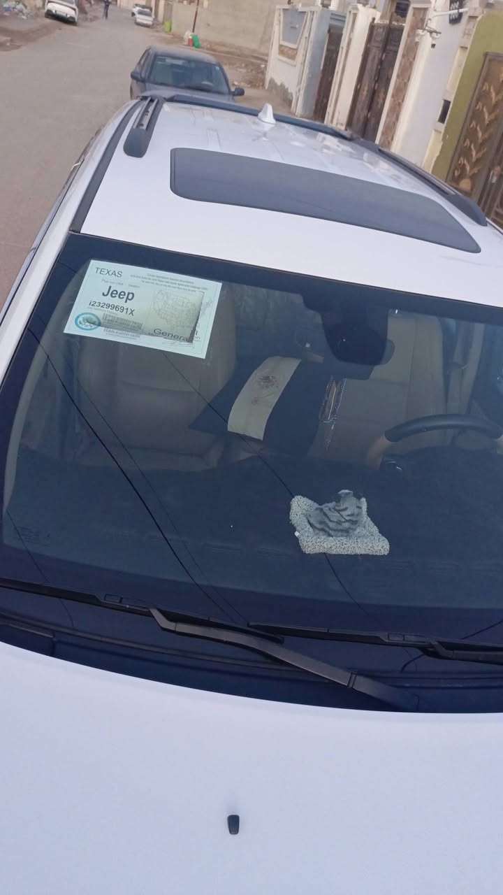 السلام عليكم للبيع جيب لاريدو موديل 2020 خليجي رقم بغداد كشنات جلد فتحة سقف تخم تاير ماشية 114 كشنات كهرباء شادلها منضومة غاز أنسى الصرف سياره خير من الله السونار كدامك العنوان بغداد المدائن 
للاستفسار الاتصال ***********
