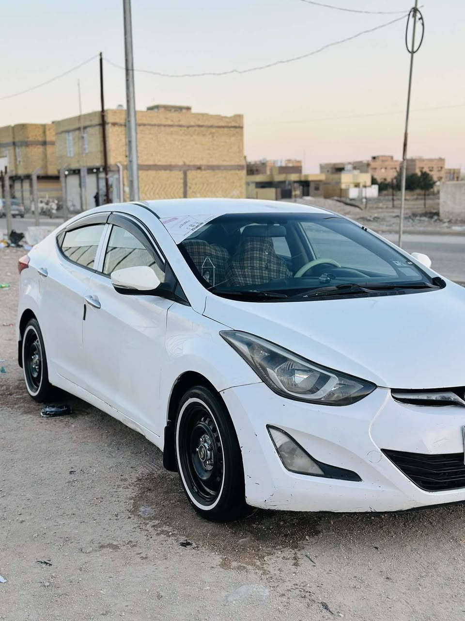 السلام عليكم النتره مديل 16 سياره خليجي بسمي تحويل ثاني يوم السياره متجايه والتجيه خفيفه لا معجون ولا شي ما معوره مكينه 1600 تبريد حداديه جاهزه الخير  بكان السياره  ناصريه السكان الصناعي السعر 90 وبيه مجال قليل ملاحظه مكلف بل نشر ***********
