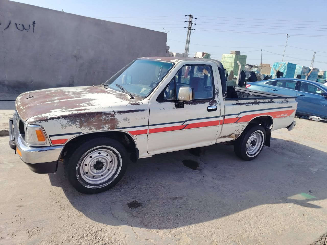 سلام للبيع بيكم كريت ويل موديل 90رقم واسط الماني مميز سياره مكفوله كفاله كير محرك حداديه شرط
تخم تاير جديد سعر 55وبيها مكان سياره الديوانيه للاستفسار تصل ***********
