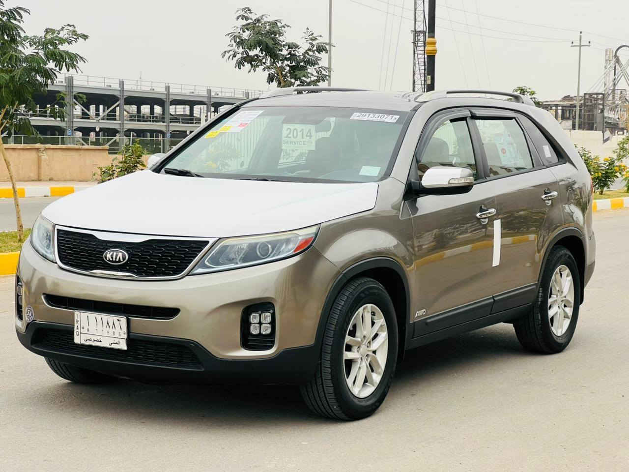 سورنتو 2014 وارد أمريكي حادث بنيد تبديل موصفات برادات خلفيه كامرات شاشه اطفال ٤سلندر
٥راكب جاهزه كير مكينه حداديه تخم تاير تبريد تبريد استفسار*********** مكان سياره ذي قار سعر 127 وبيهه مجال حك الجيه
