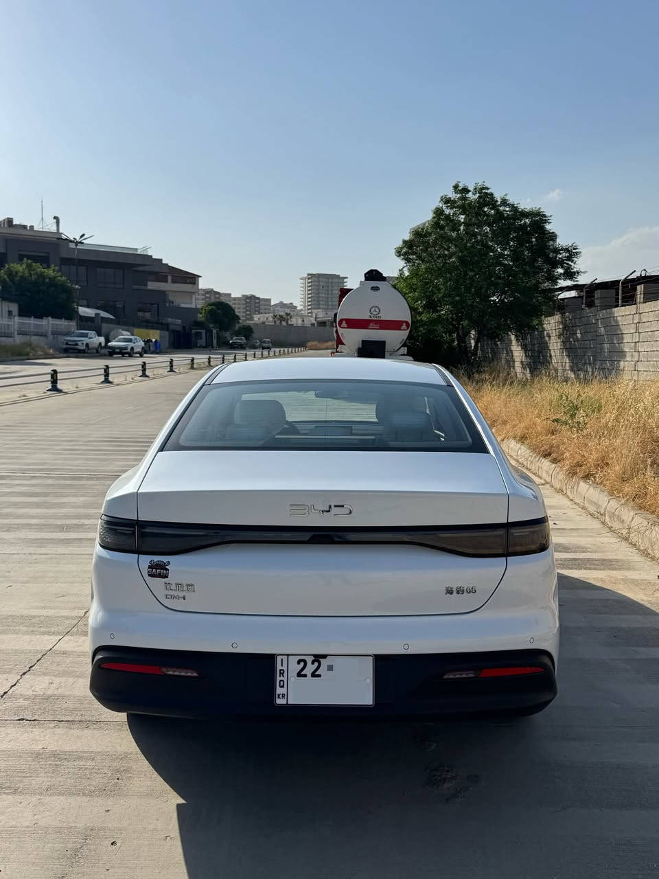 BYD SEAL 05 PHEV 2025

نموونەی جوانی و پاکی بێ مەسرووف کامل سێرڤس کراوە ڕۆنی گۆڕاوە  چوار تایەی تازەی بیلادی لە ژێرە هیچ نووقسانیەکی نییە 
دەعامی بۆ دەعامی بە شەرت
 سارد بۆیاخ کرانەوە تەرزە گۆڕاو بۆیاخ ئەستوور بەشەرت
کارەبایات لە دەعامی بۆ دەعامی بە شەرت
 تەحویل و غرامە بە شەرت
ناونیشان: سلێمانی
پەیوەندی: 
0773 836 3591 WhatsApp
0750 152 7025

