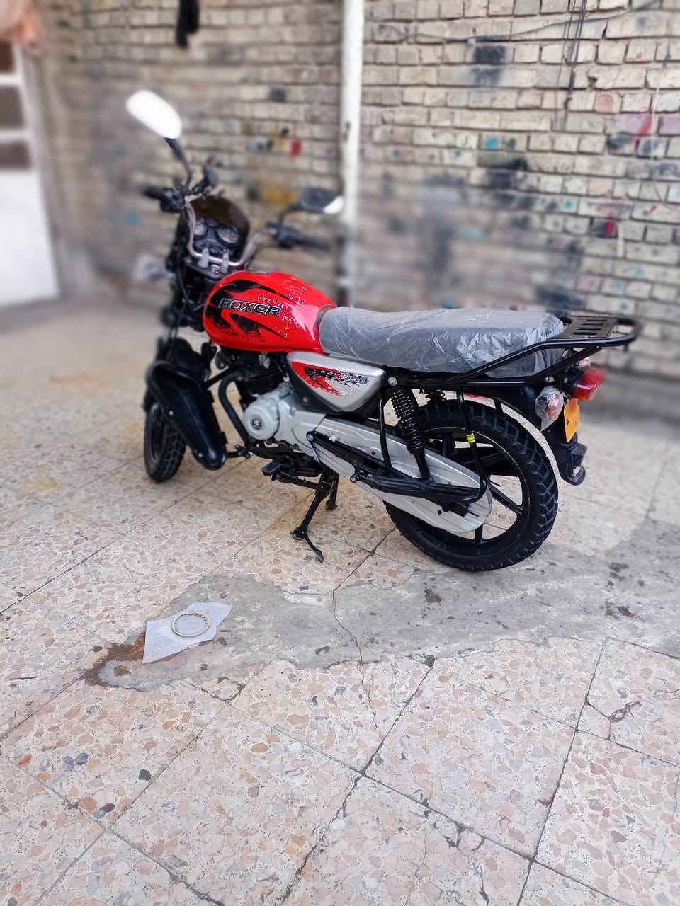 دراجه بوكسر جبلي 2021 مكفوله كفاله عامه جديده بمعنئ الكلمه مااشتغل بيها الدراجه احلئ من الصور بهواي اوراق كامله الشراي يخابر ويدلال ***********
