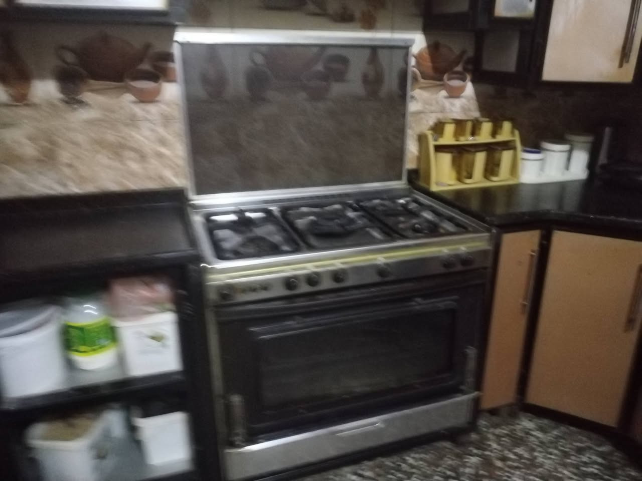 كاونتر تسكام
قياس ٧ م
بحاله جيده المكان بغداد الكرخ الوشاش
رقم ***********
