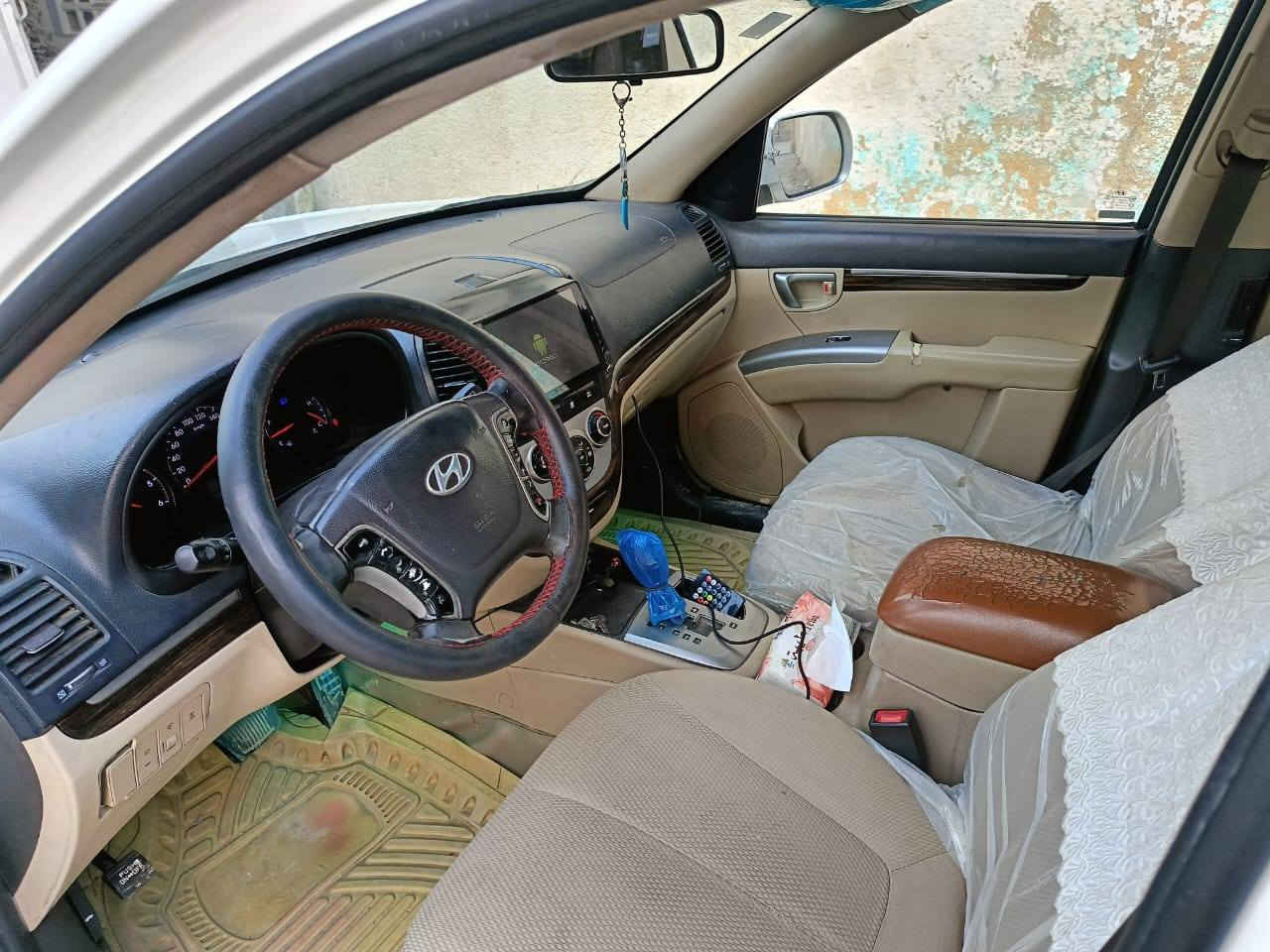 السلام عليكم سياره سنتافي مويل 12للبيع مال موضف ما متعوبه بيها ضربه جاملغ ايمن امامي واصل الشاصي بس مو كلش قويه وطخه جاملغ خلفي فقط الباقي مكفول محرك وكير وحداديه جدد تخم تاير جديد منضومه تبريد وراديتر ماء كله جديد شاشه مسجل سستم كامل
مواصفاته.. داخل لونين
تحكم ستيرن محرك 6 سلندر... 7 راكب
مكان السياره نجف ورقمها نجف ومالكه بالكوفه بميسان ثاني يوم يداورلك نضيفه كلش وماعايزه شي السعر 135
***********
