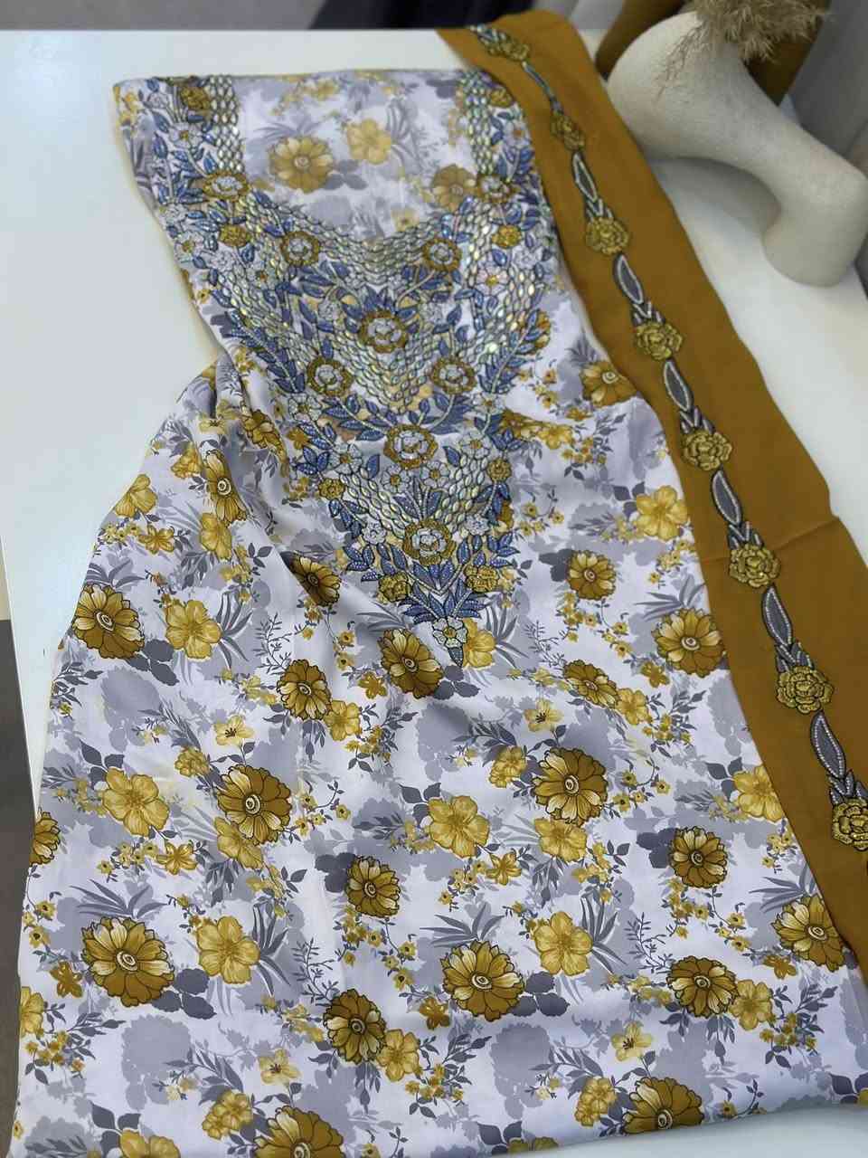 مخاویری نەدووراوی ئیماڕاتی قوماش حەریر 🌿💕
بۆ نرخ مەسج بنێرن ✅


**إذا كنت صاحب هذا الإعلان وتريد حذفه لأي سبب، رجاءا أرسل رسالة إلى الدعم الفني**