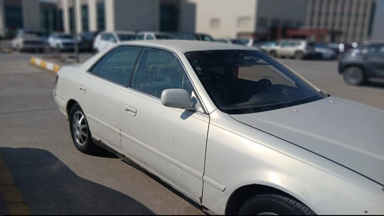 سلام عليكم
مارك 
موديل 2000
مكينه وكير  ففتي فيشه وحده
(محرك بي بكن ) ⚠️ 
ضفيره توني شديتها جديده ✅
لايتات زنون ⚪ (سنويه)2026 ✅تحويل ثاني يوم 
تخم ويل كب نضيف  
كهربائيات شغاله 
حداده 100/100
بدي شوف العين 
غرفتها نضيفه 
السعر 35بيها مجال 
العنوان البصرة الزبير 📍 
سياره مكفوله من النقل 
فقط (كصه جنطه) فقط
الرقم الهاتف ***********
مكلف بنشر مكلف بنشر
