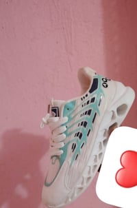 أحذية • ماركة أصلية • للجملة