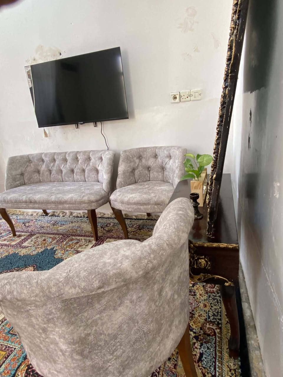 تاقمیکی تورکی تازە کراوە5نەفەری  سیتیکی تایبەتە بۆفرۆشتن


**إذا كنت صاحب هذا الإعلان وتريد حذفه لأي سبب، رجاءا أرسل رسالة إلى الدعم الفني**