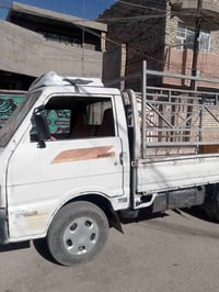 سياره للبيع السعر 43 بها مجال بسيط المكان بغداد 07817890868