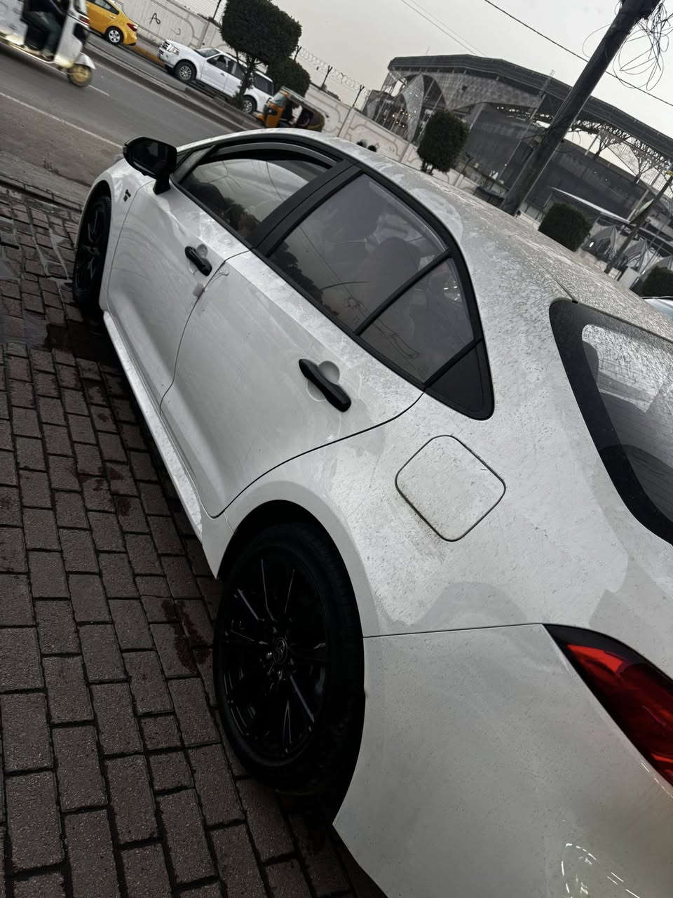 السلام عليكم
#كورلهs Gr 
زيرو سياره مرقمه بغداد بس راحت للمرور ورجعت مسافه الطريق  
داخل احمر بلادي 🛑🛑
مديل ٢٠٢٥ 
4كامرات 
فول مواصفات 
السعر 27مليون ✅
مكان السياره بغداد الحبيبيه 
رقم تلفون ***********☎️
