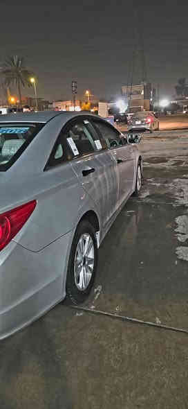 السلام عليكم 
سوناتا 12 للبيع فقط 
اي نقص مابيها 
احلة من الصور
ماشيه 94
داخلة كلين هنا صار بيها طخه جاملغ وبنيد شويا منهن
ليبل واحد بدون تبديل
شاشة كامرة حساسات نظام ايكو 
السعر 118 وبيها مجال 
العنوان الغزالية 
***********
