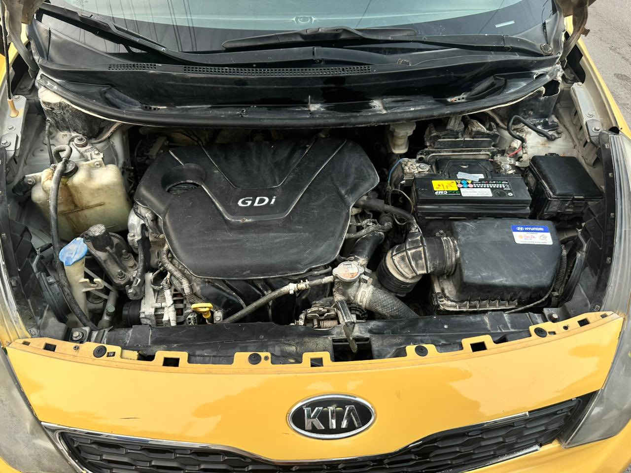 السلام عليكم كيا ريو تكسي
محرك جديد كير صدر تبريد 
السياره وارد امريكي بيهه ضربه بل صندوك واصله للحوض ومصلحه بدون كص السعر ٥٥ بيهه مجال سياره مال شغل 
مكاني بغداد ***********
