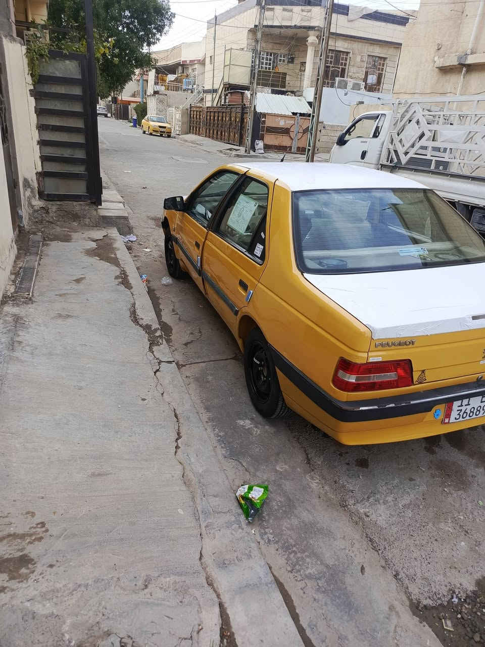 السلام عليكم بيجو اكد موديل 16 نظيفه جدا لا ضربه ولا صبغ كير ميكنه خير من الله تبريد تدفئه كله شغال مصفره لا غرامه عليها ولا هيئه رقم انكليزي دولي  سياره باأسمي تحويل ثاني يوم ابيع عقد مروري ... لايت ناصي شمسي والعالي زنون 

ملاحظه اكو مقطع فيديو بالمنشور كلشي واضح بيها ..مكاني بغداد حي الاعلام ب47  وبيها مجال ***********
