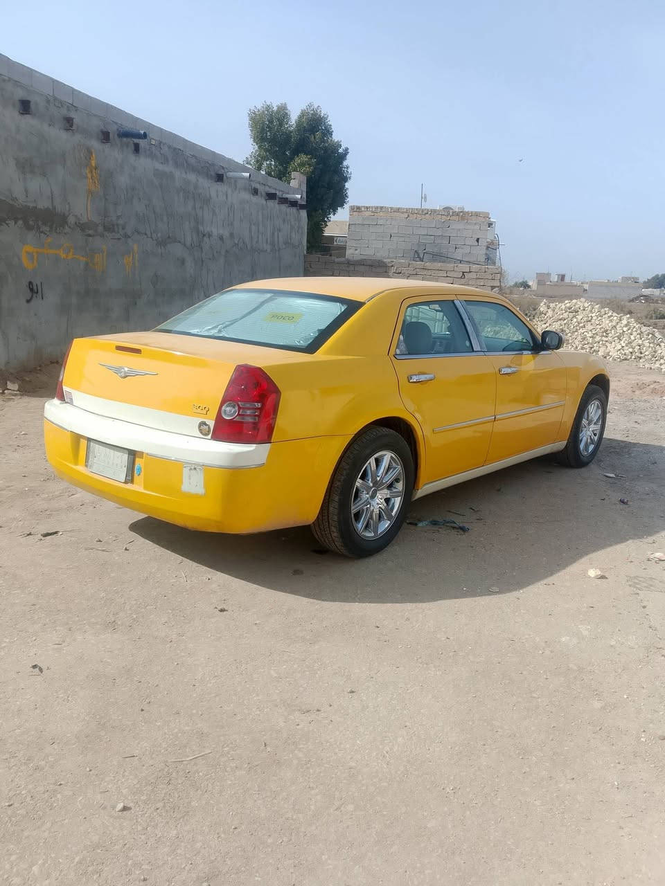 السلام عليكم اوبامه 2009 رقم بغداد سنويه لل29 مشروع وطني مكينه وكير حداديه تخم تاير ويل كروم غرفه عسليه حادثه جاملغ وبنيد سياره جاهزه كبل للشارع خطه بصره - عماره مكان السياره ميسان المجر *********** السعر 105 وبيه مجال
