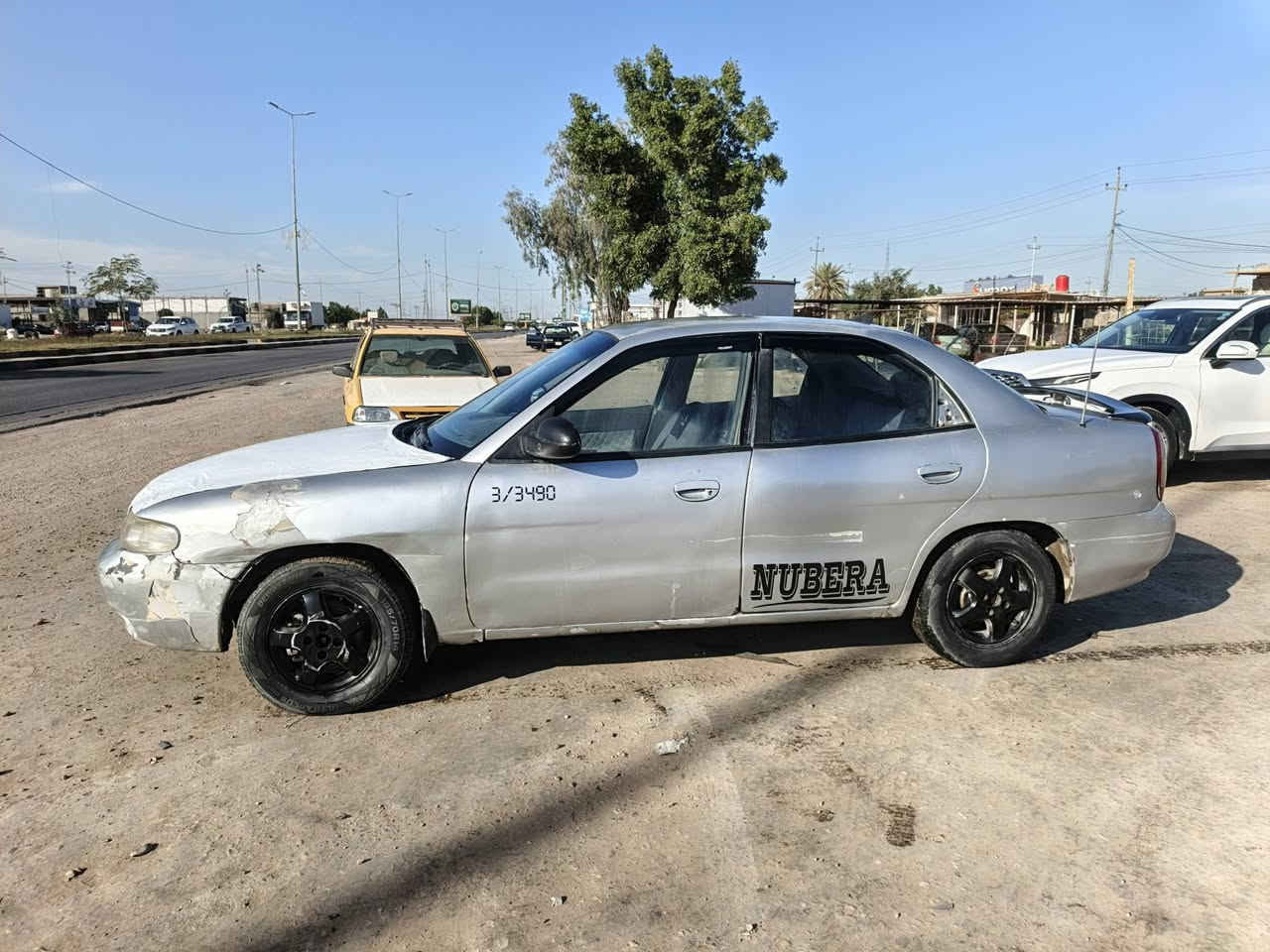 السلام عليكم للبيع نوبره رقم بغداد انكليزي اوتماتيك موديل ١٩٩٧ مكان بابل المحاويل السعر ٢٤ وبيه مجال 
الرقم ***********
