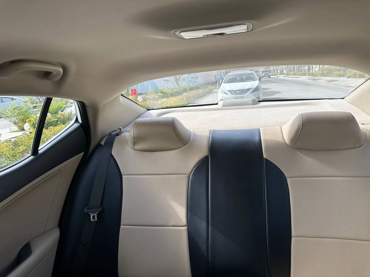 السلام عليكم
كيا اوبتما 2016 بغداد خليجي محرك 2000 دوش موصفات الدولية مكفوله من الصبغ بيها بارد بسيط بالجاملغ الايمن تبريد قطعتين حدادية وكير ومكينه كله مكفول

غير متواجد على الفيس 

الاتصال على الرقم 

***********
